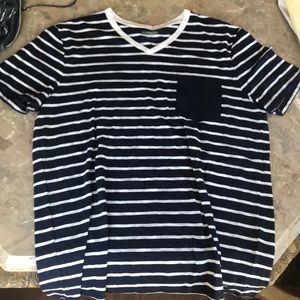 Express v-neck tee XL